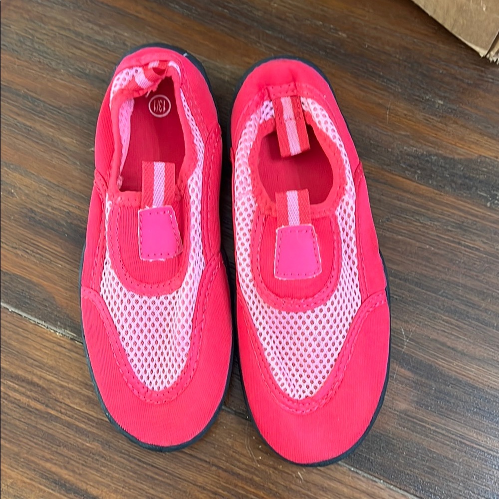 Vibrant Pink Slip-On Water Shoes with Mesh Upper